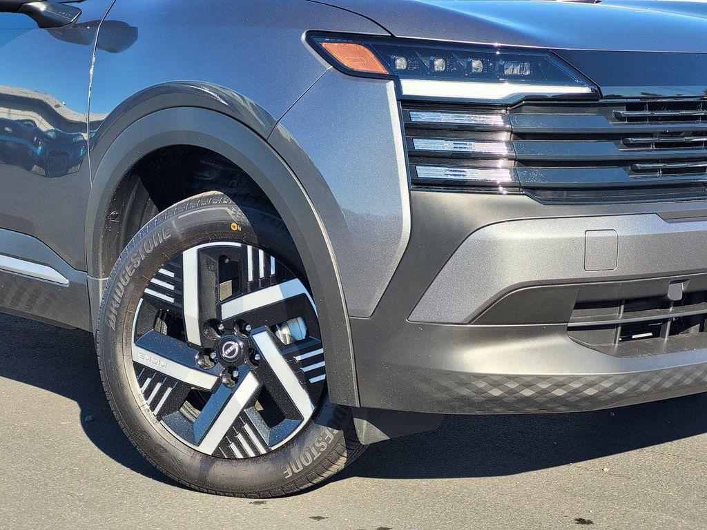 new 2026 Nissan Kicks car, priced at $26,685