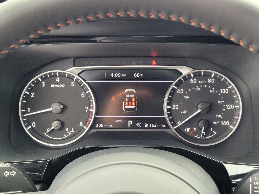 new 2025 Nissan Pathfinder car, priced at $39,995