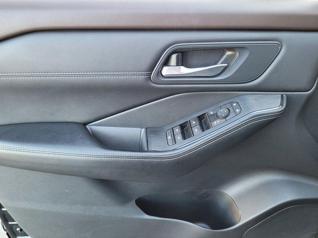 used 2023 Nissan Rogue car, priced at $20,195