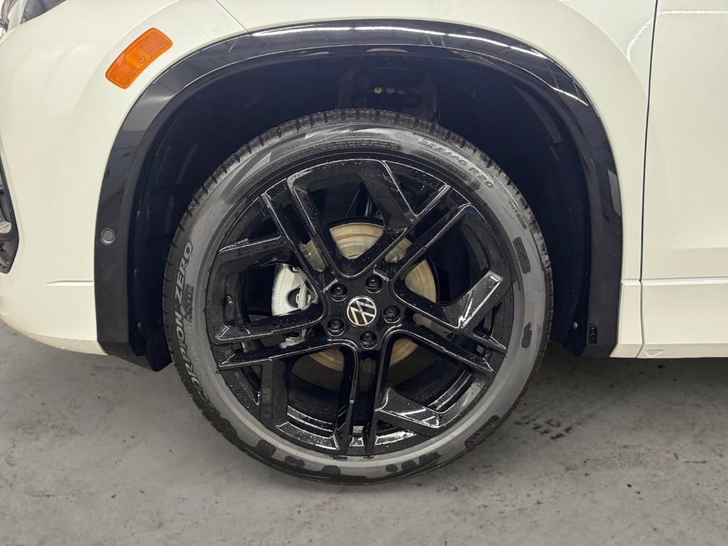 new 2026 Volkswagen Tiguan car, priced at $38,619