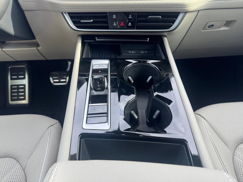 new 2026 Volkswagen Atlas car, priced at $54,829