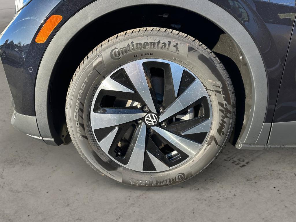 new 2026 Volkswagen ID.4 car, priced at $42,552