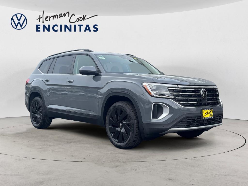 new 2026 Volkswagen Atlas car, priced at $45,728