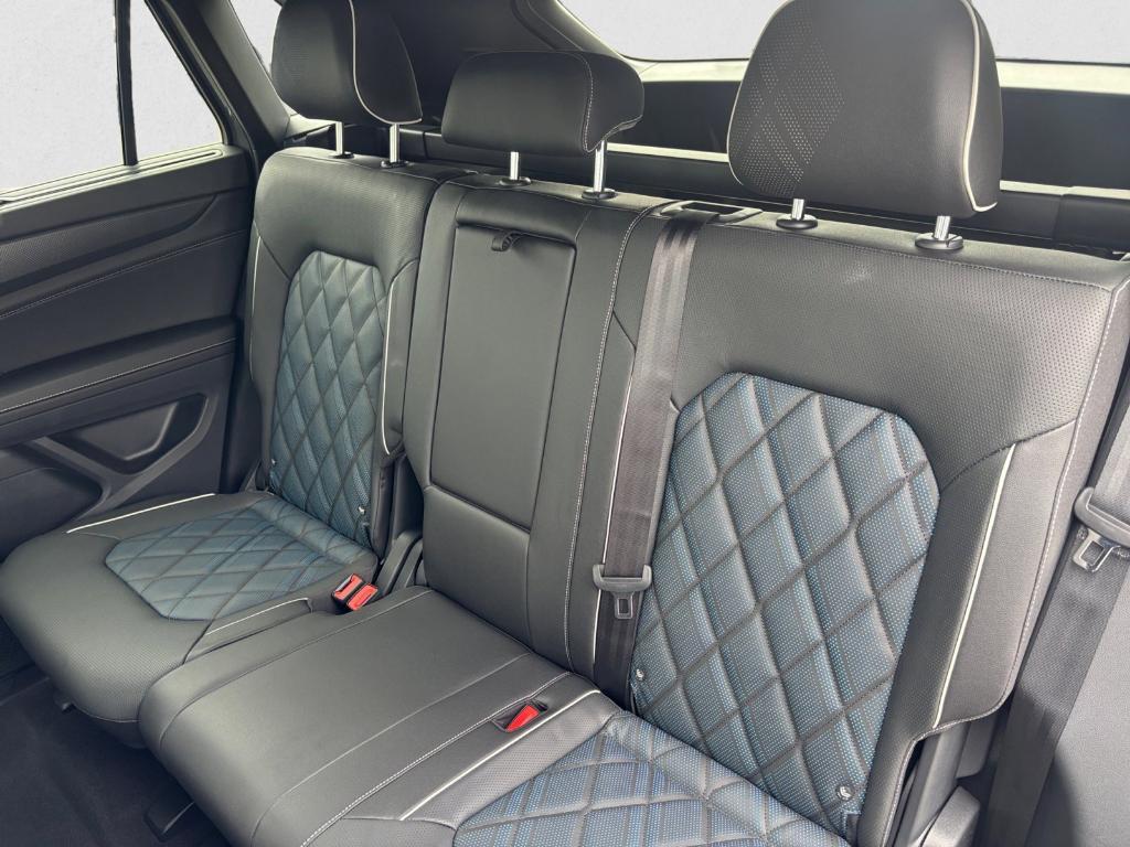 new 2025 Volkswagen Atlas Cross Sport car, priced at $47,645