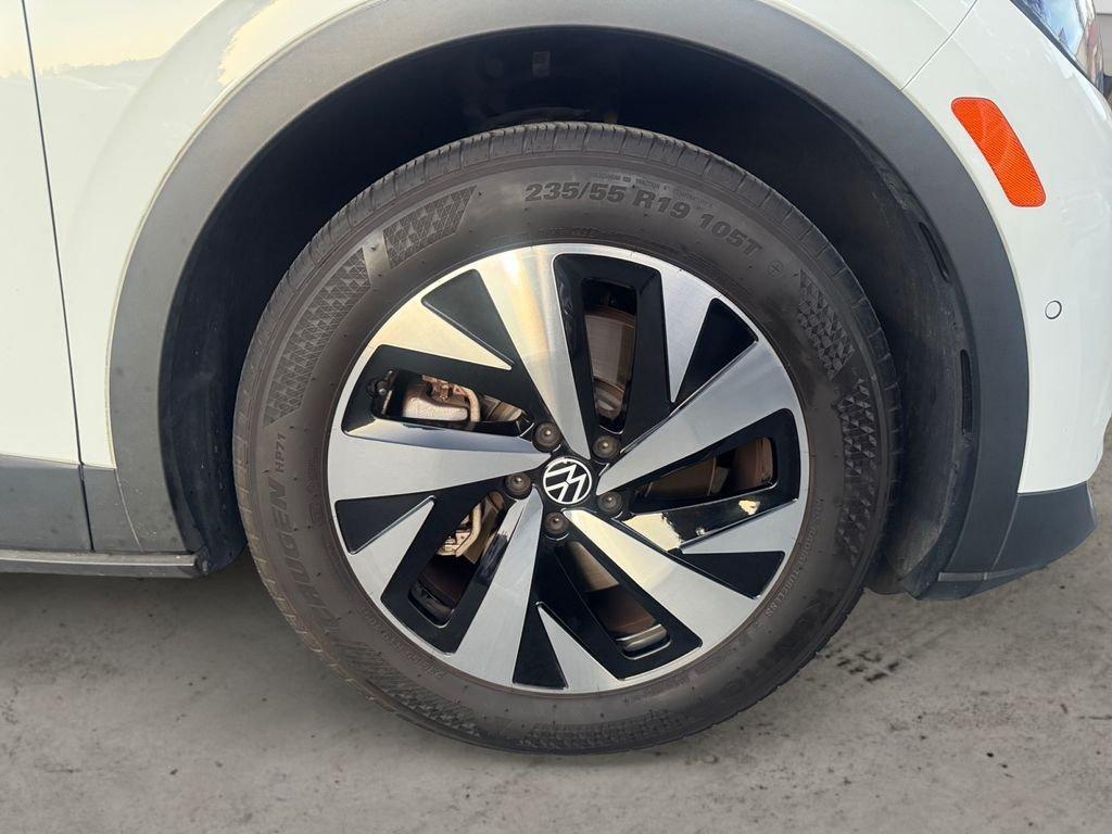 used 2023 Volkswagen ID.4 car, priced at $22,495