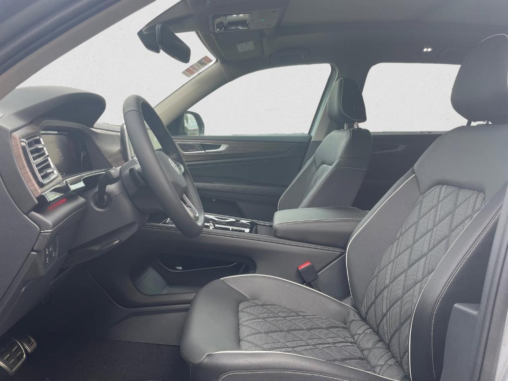 new 2026 Volkswagen Atlas car, priced at $54,371