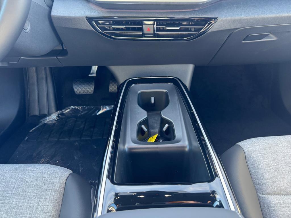 new 2026 Volkswagen ID.4 car, priced at $39,552