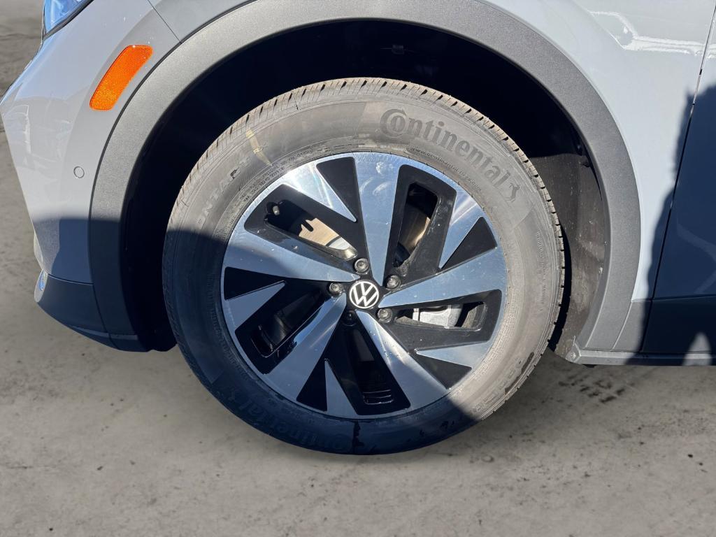new 2026 Volkswagen ID.4 car, priced at $39,552