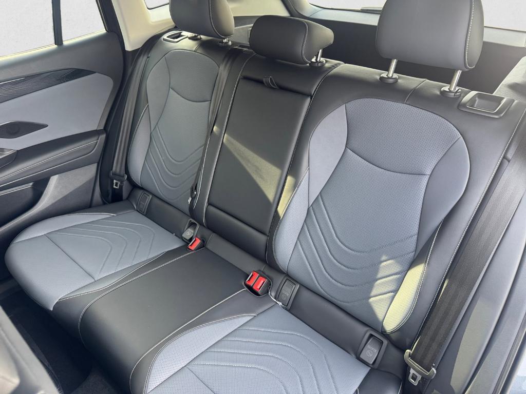 new 2026 Volkswagen Tiguan car, priced at $35,492