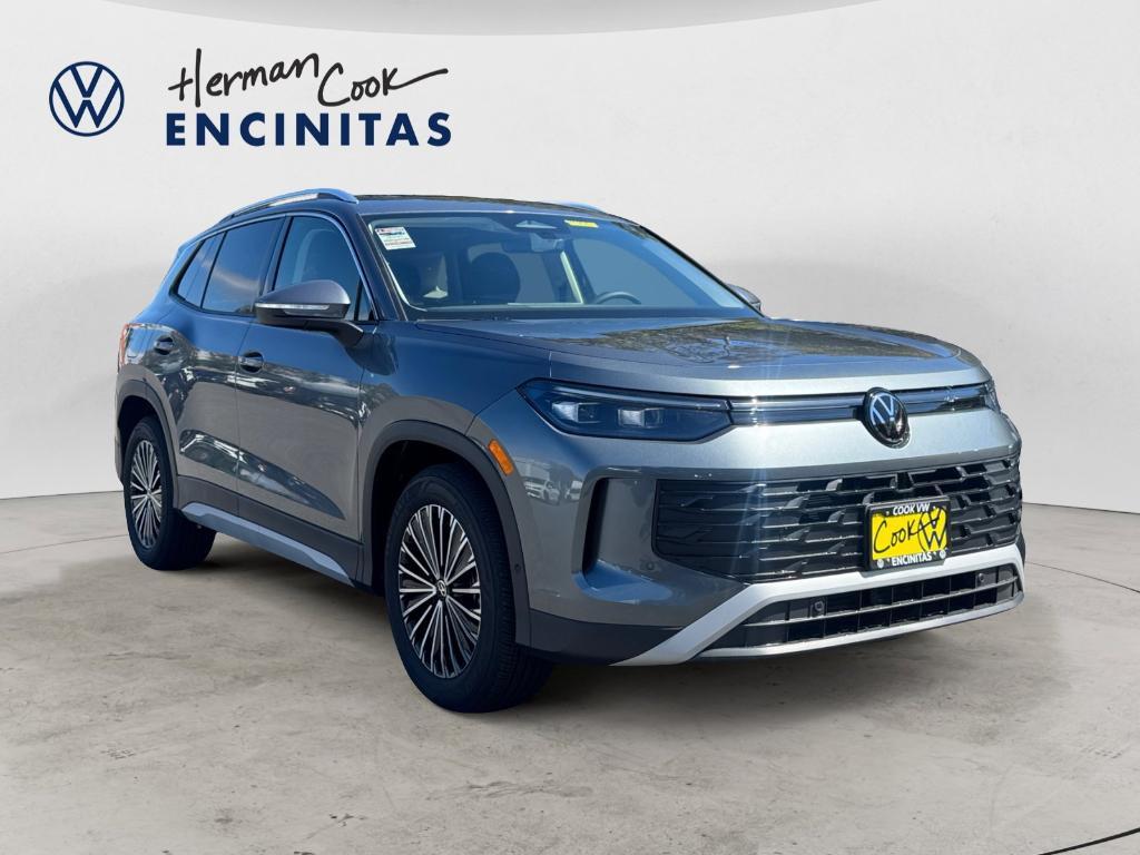 new 2025 Volkswagen Tiguan car, priced at $27,094