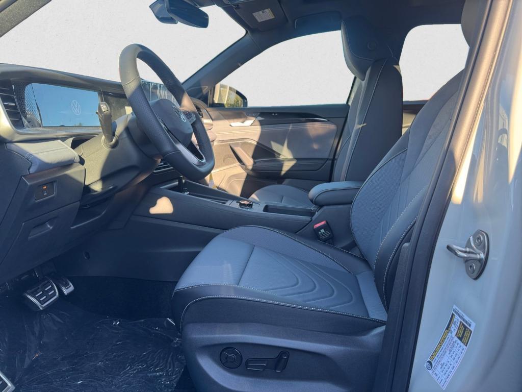 new 2026 Volkswagen Tiguan car, priced at $38,181