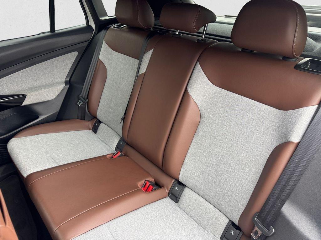 used 2024 Volkswagen ID.4 car, priced at $20,995