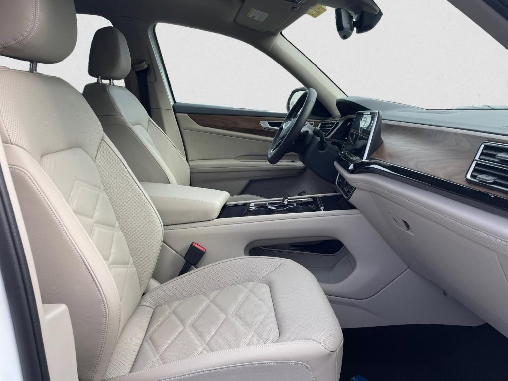 new 2026 Volkswagen Atlas car, priced at $45,524