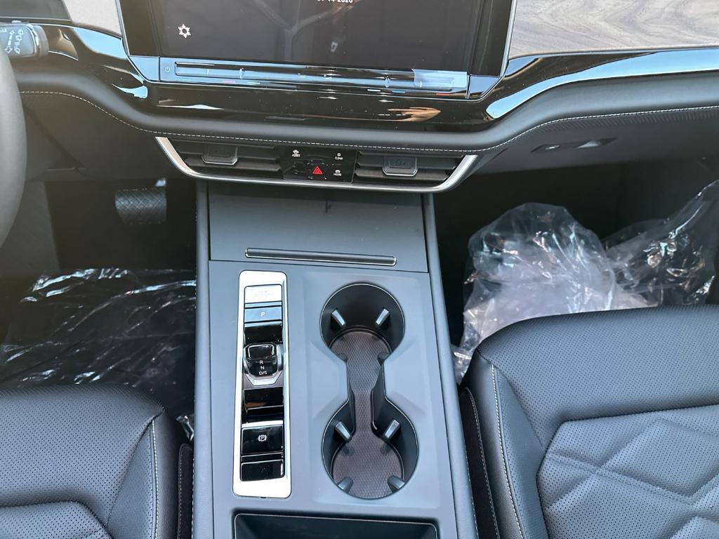 new 2026 Volkswagen Atlas car, priced at $38,260