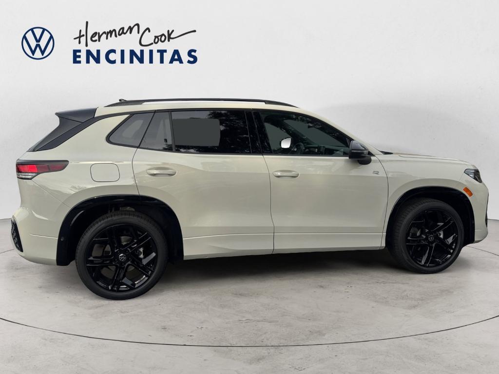 new 2026 Volkswagen Tiguan car, priced at $37,802