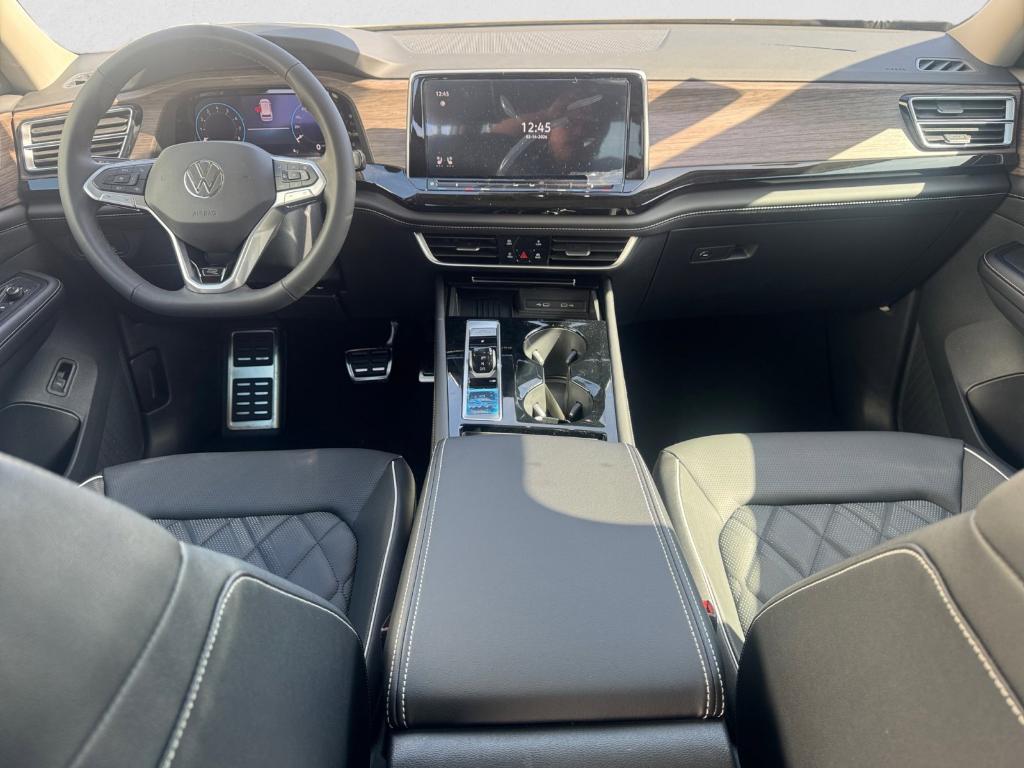 new 2026 Volkswagen Atlas car, priced at $54,808
