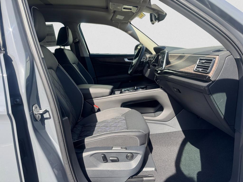 new 2026 Volkswagen Atlas car, priced at $54,808