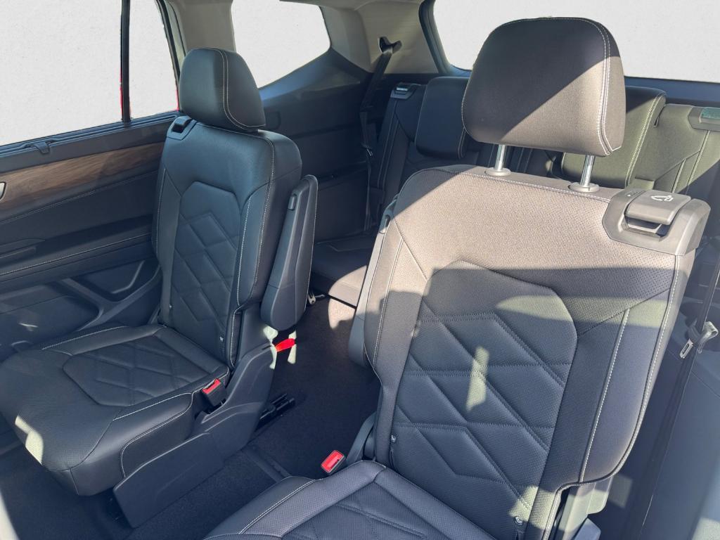 new 2026 Volkswagen Atlas car, priced at $47,030