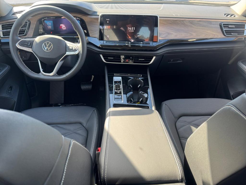 new 2026 Volkswagen Atlas car, priced at $47,030