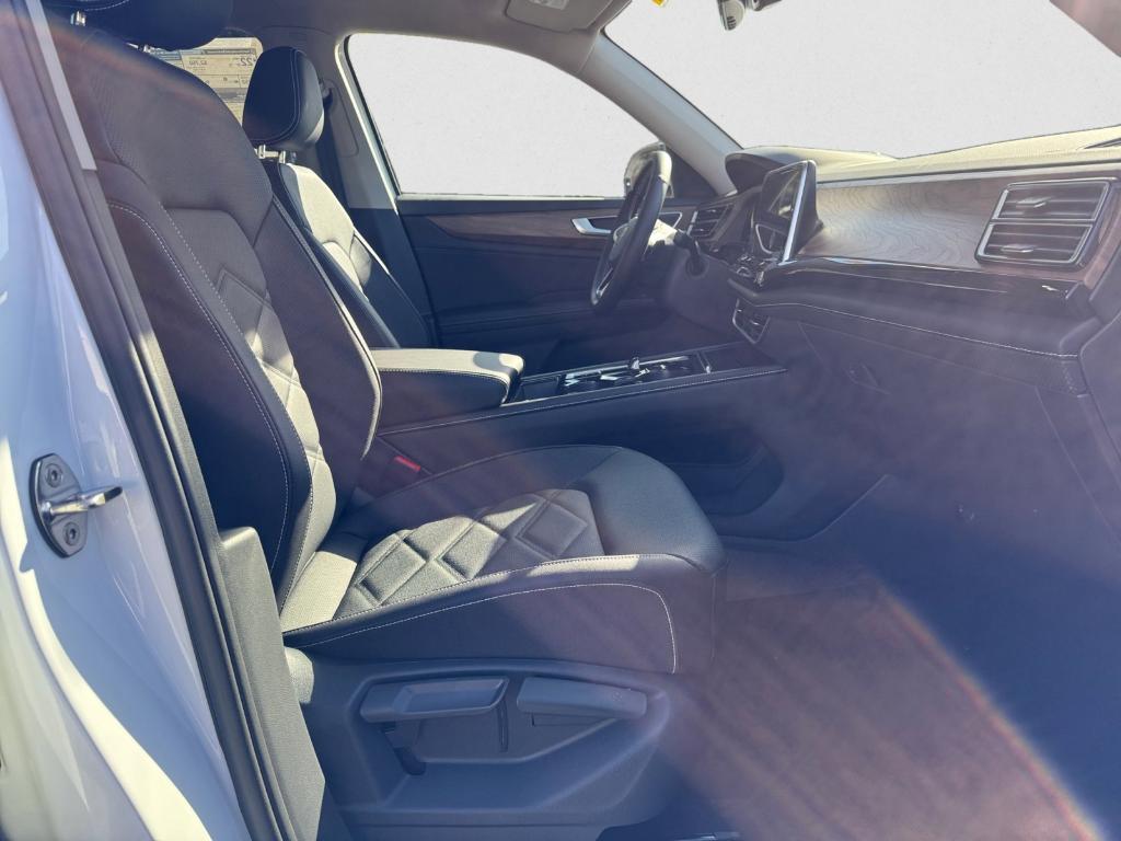 new 2026 Volkswagen Atlas car, priced at $47,030