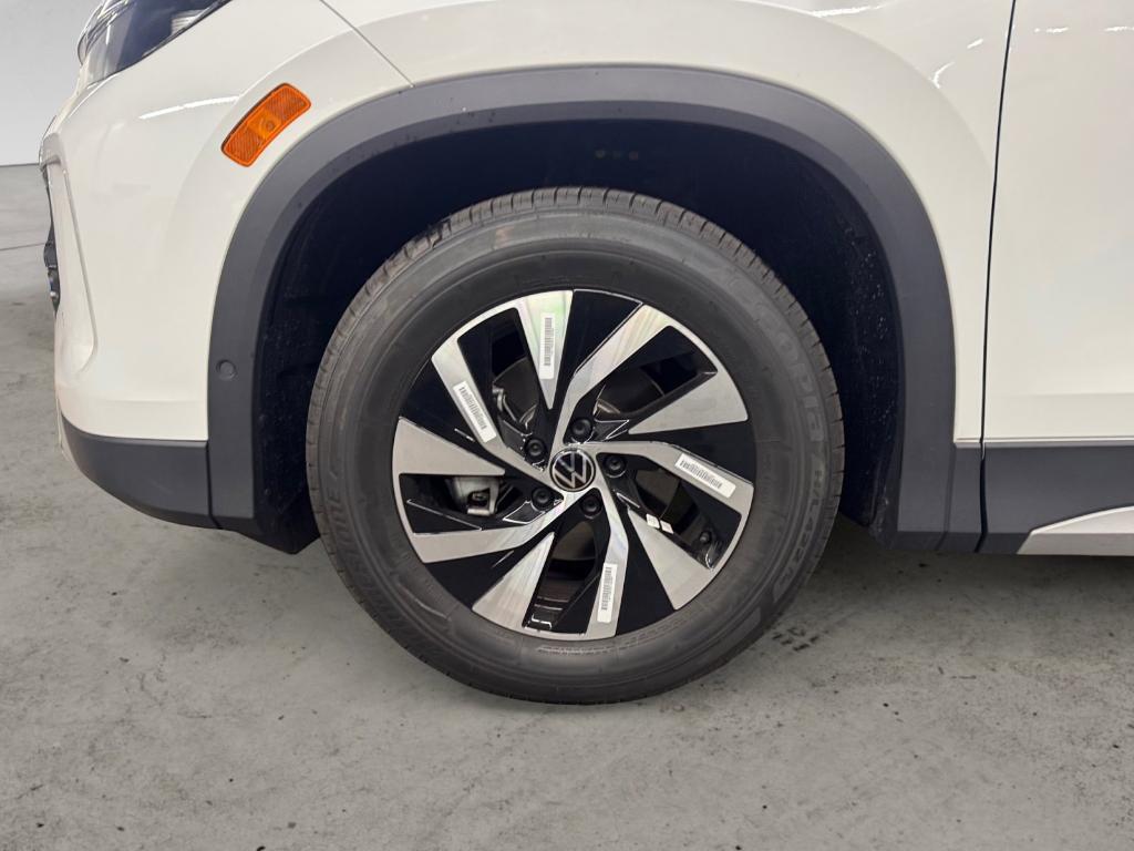 new 2026 Volkswagen Tiguan car, priced at $30,618