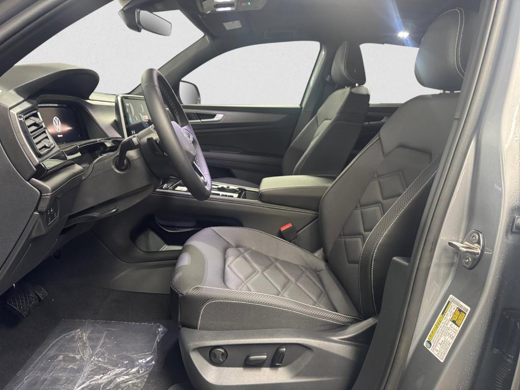 new 2025 Volkswagen Atlas Cross Sport car, priced at $37,599