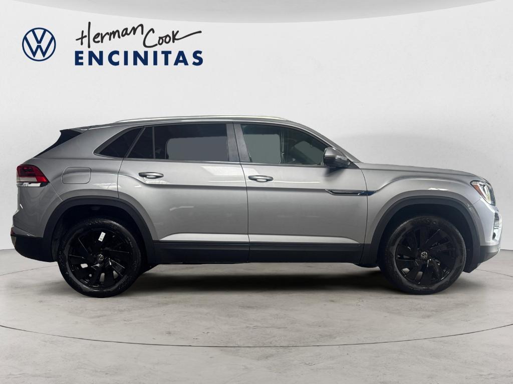 new 2025 Volkswagen Atlas Cross Sport car, priced at $37,599