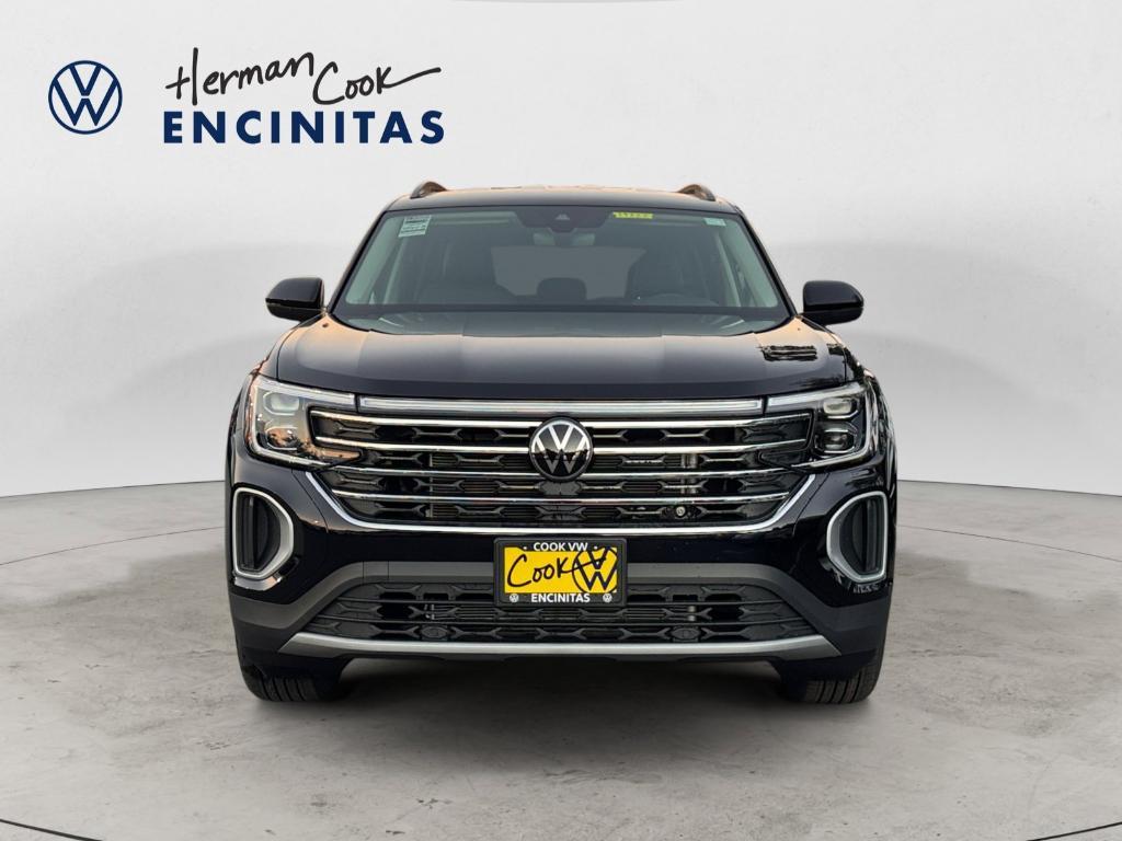 new 2026 Volkswagen Atlas car, priced at $38,260