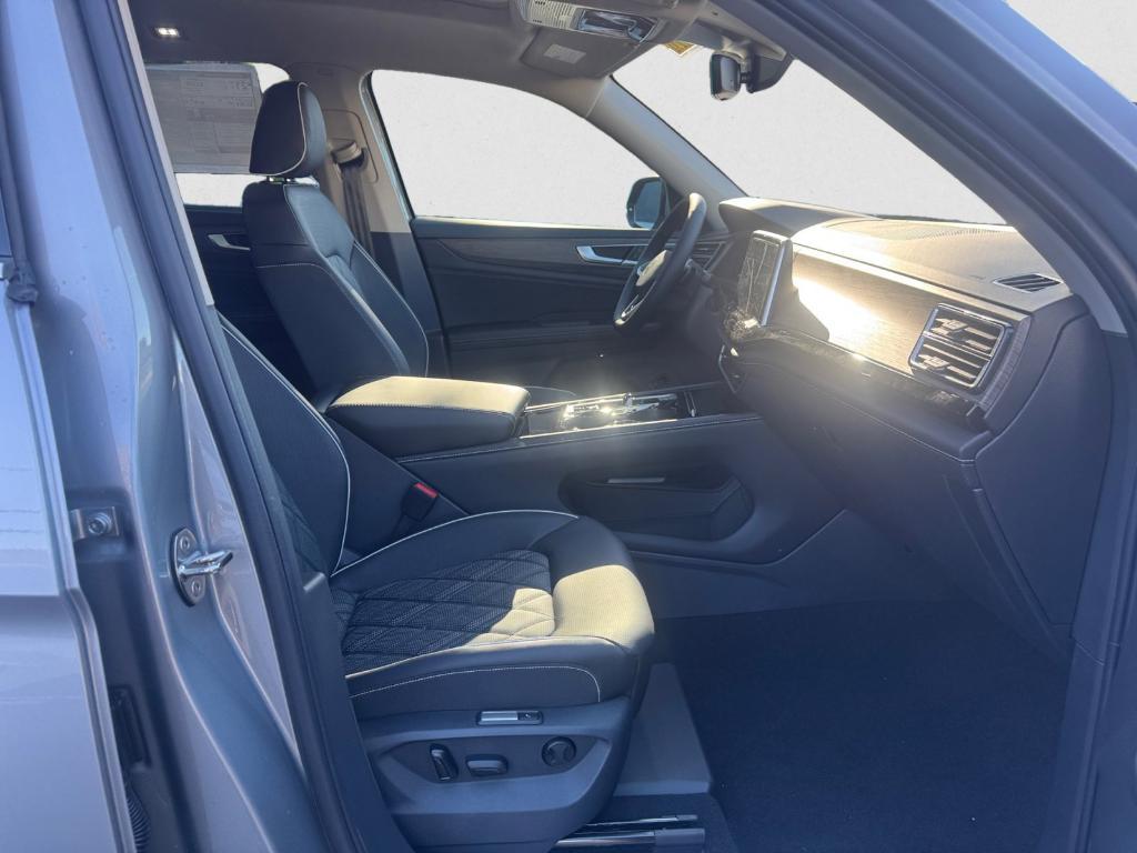 new 2026 Volkswagen Atlas car, priced at $54,871