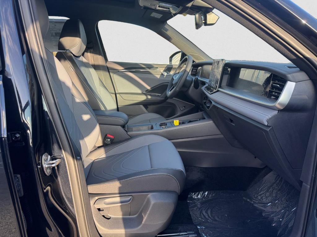 new 2026 Volkswagen Tiguan car, priced at $37,802