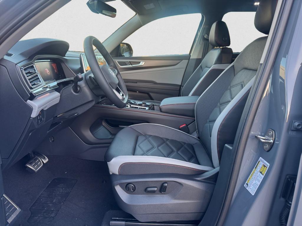 new 2026 Volkswagen Atlas car, priced at $47,499