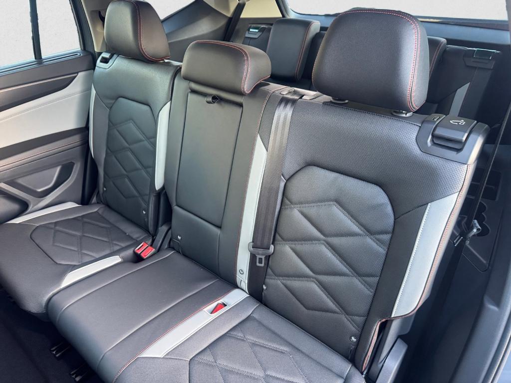 new 2026 Volkswagen Atlas car, priced at $47,499