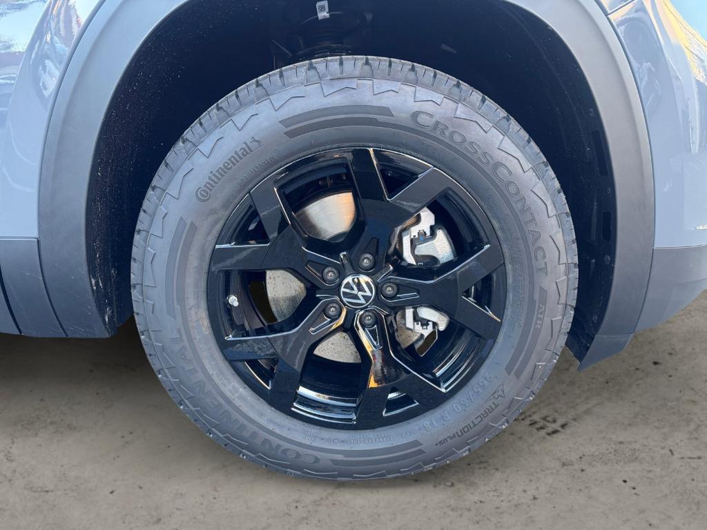 new 2026 Volkswagen Atlas car, priced at $47,499