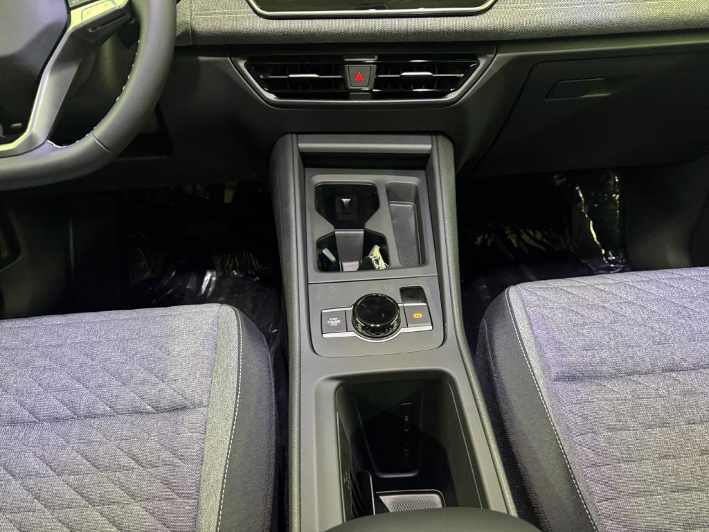 new 2025 Volkswagen Tiguan car, priced at $26,850