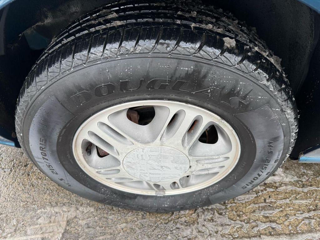 used 2003 Chevrolet Venture car, priced at $4,450