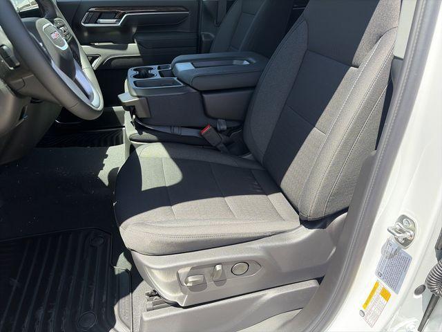 new 2026 GMC Sierra 2500 car, priced at $58,165