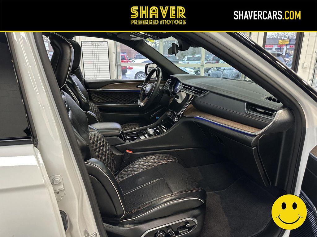 used 2023 Jeep Grand Cherokee car, priced at $40,990