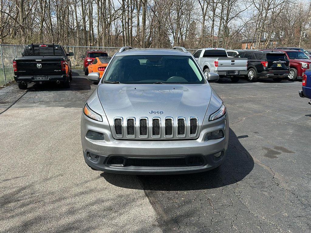 used 2016 Jeep Cherokee car, priced at $8,990
