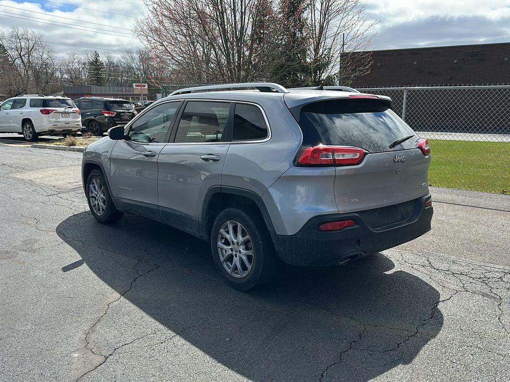used 2016 Jeep Cherokee car, priced at $8,990