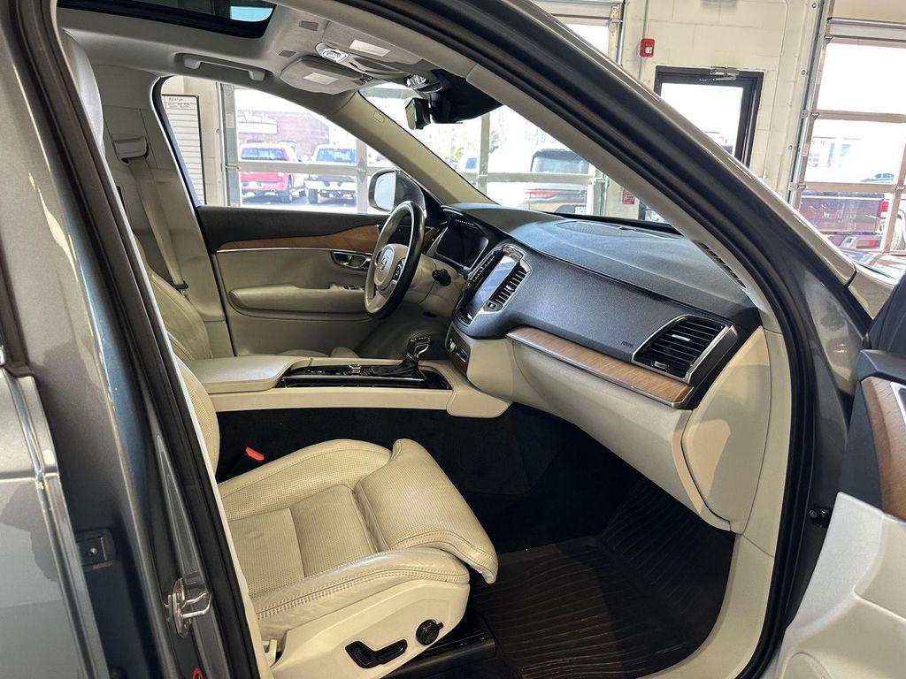 used 2018 Volvo XC90 car, priced at $20,590