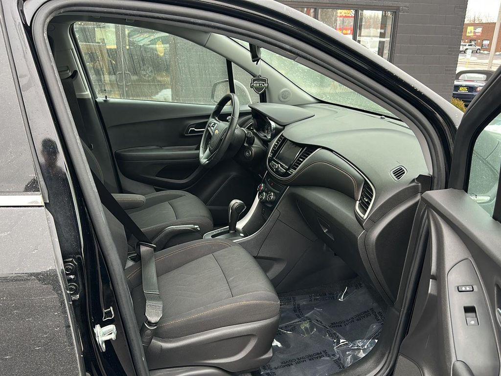 used 2020 Chevrolet Trax car, priced at $12,790