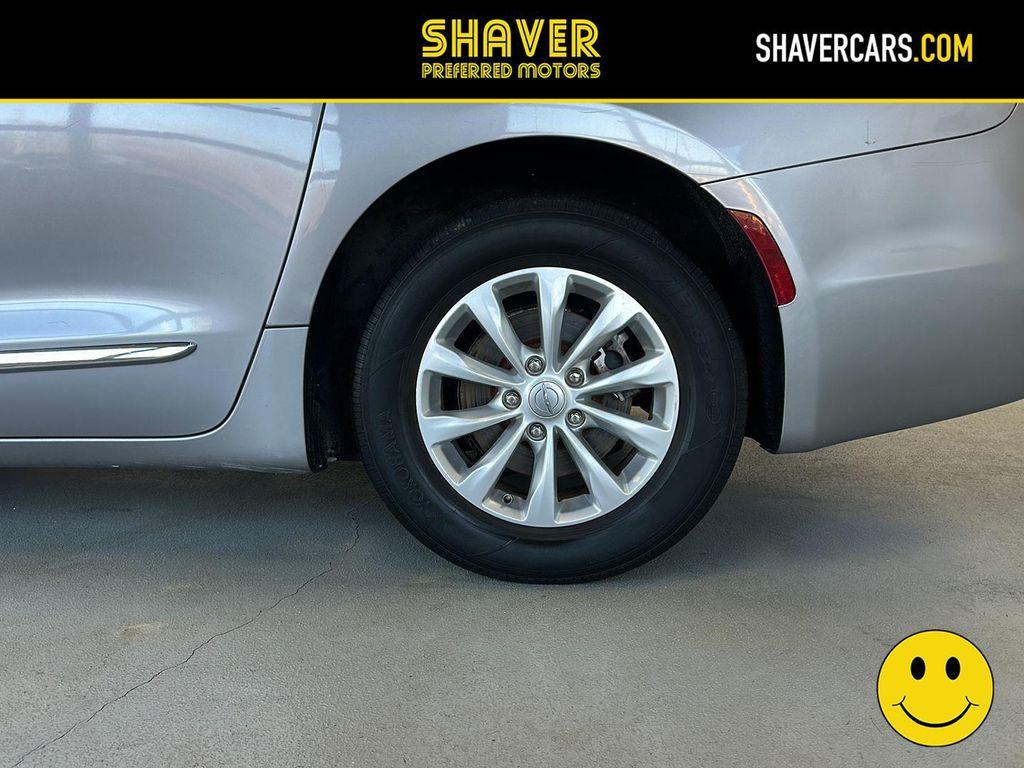 used 2018 Chrysler Pacifica car, priced at $16,500