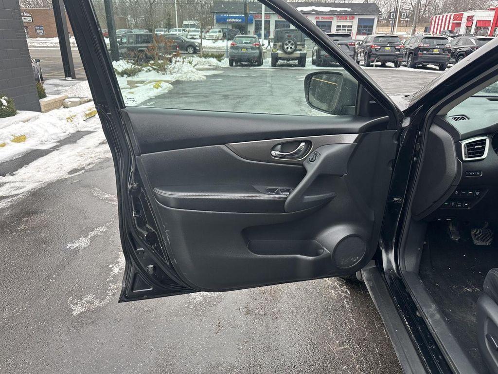 used 2015 Nissan Rogue car, priced at $9,990