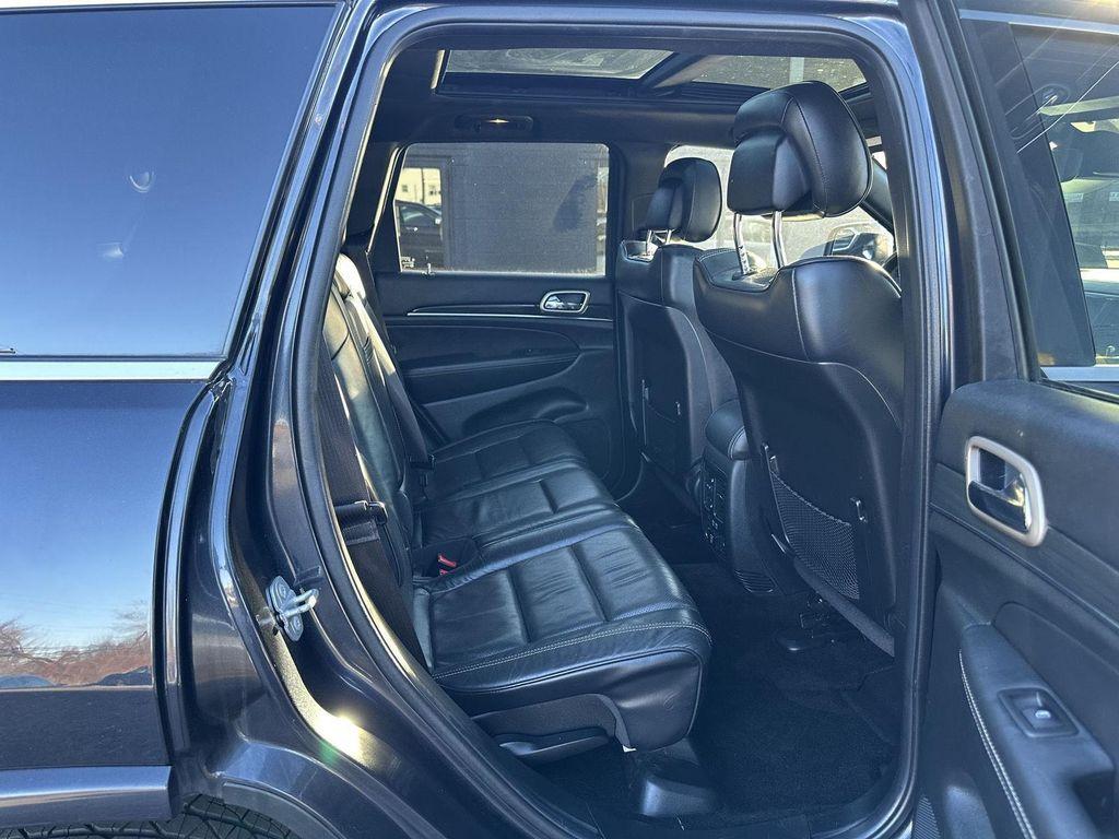 used 2015 Jeep Grand Cherokee car, priced at $15,490