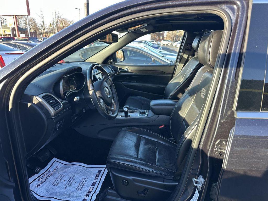 used 2015 Jeep Grand Cherokee car, priced at $15,490