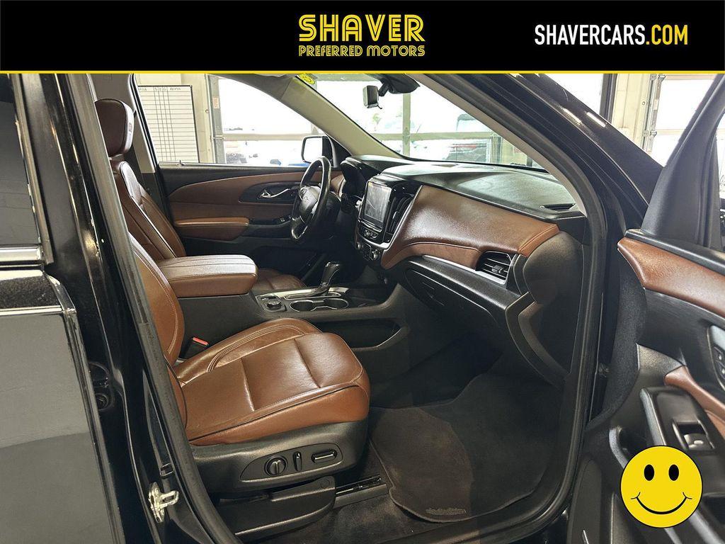 used 2019 Chevrolet Traverse car, priced at $18,990