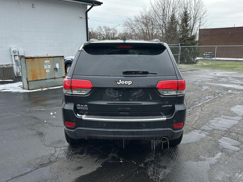 used 2018 Jeep Grand Cherokee car, priced at $17,990