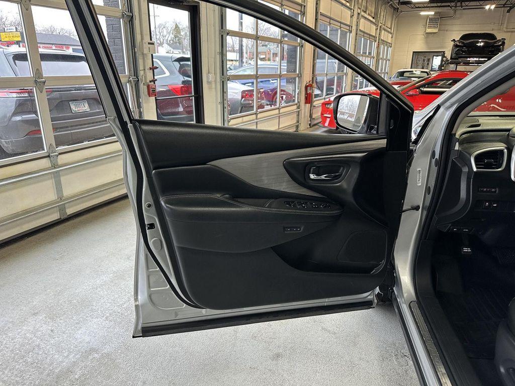 used 2016 Nissan Murano car, priced at $11,990