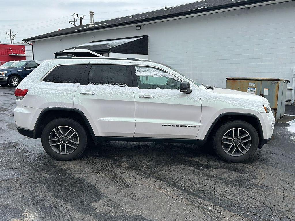 used 2018 Jeep Grand Cherokee car, priced at $15,990