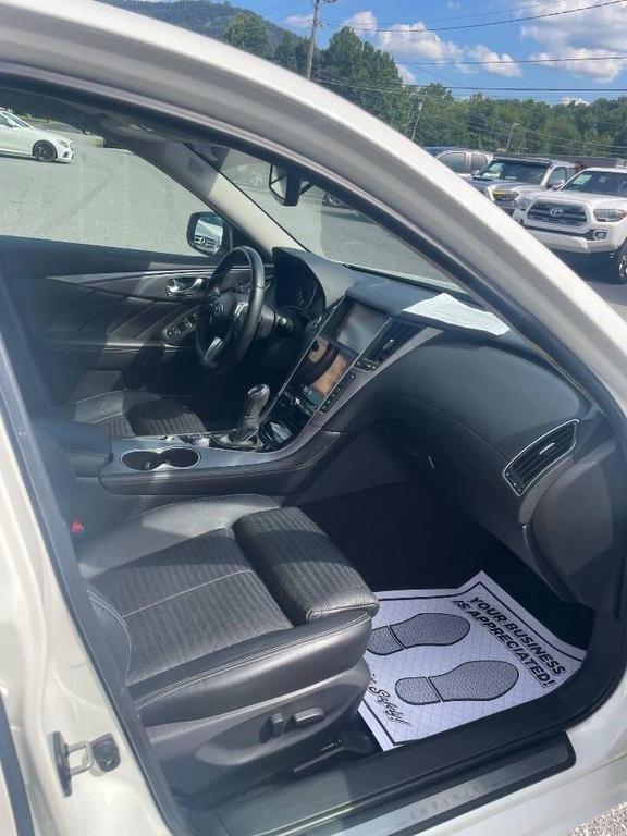 2018 Pure White INFINITI Q50